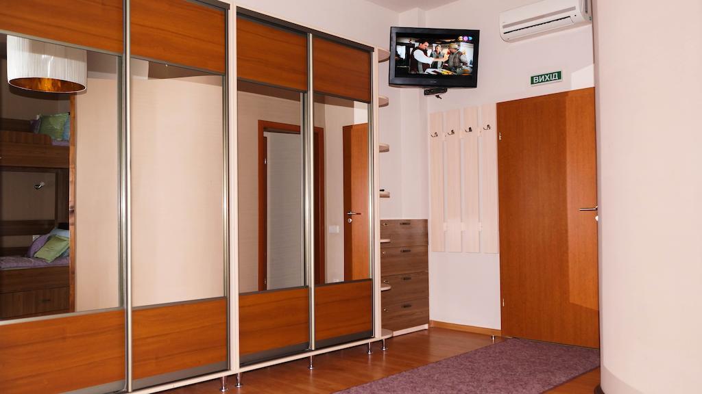 City Hostel Panorama Uzjhorod Eksteriør bilde